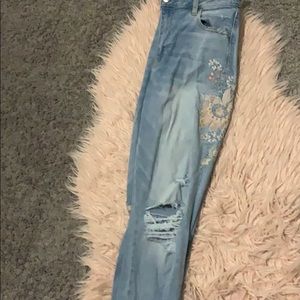 American Eagle Embroidered Jeans